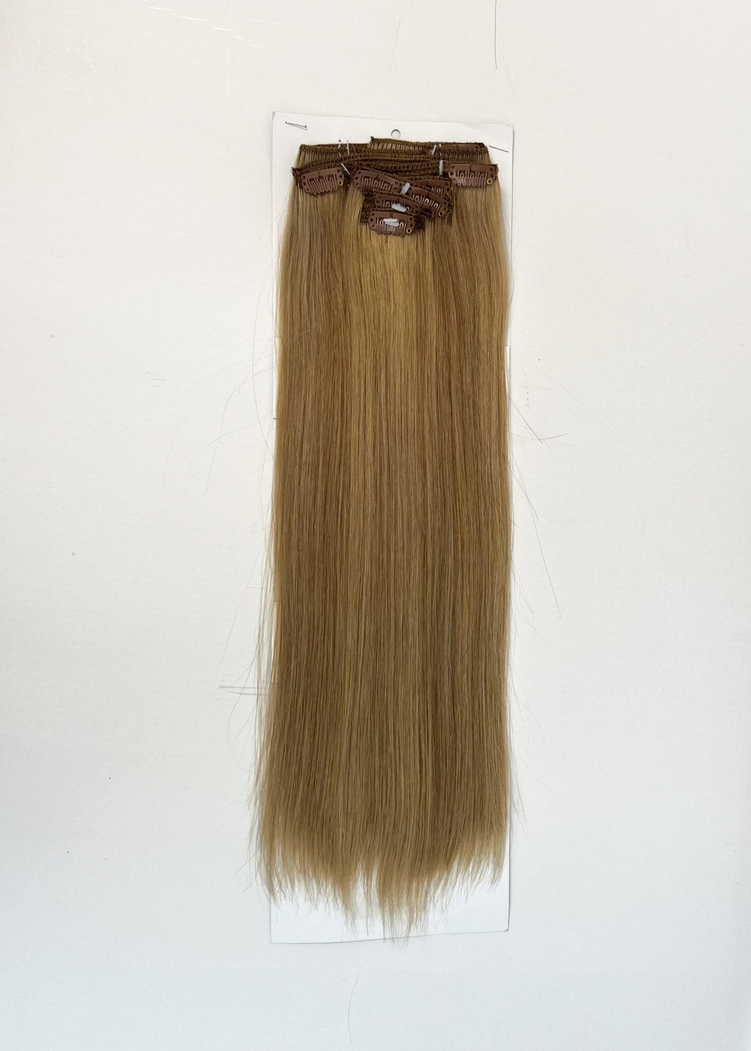 VIP Clip Extensions / Silky Straight - 18" (140 g ) ClipeX System by VIP Extensions