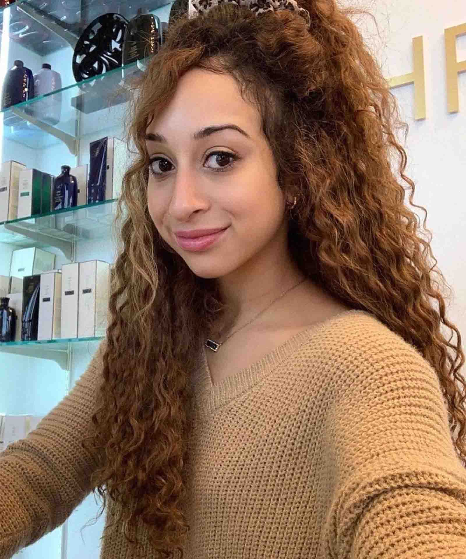 Curly Classic Tape-In Hair Extensions by Perfect Locks